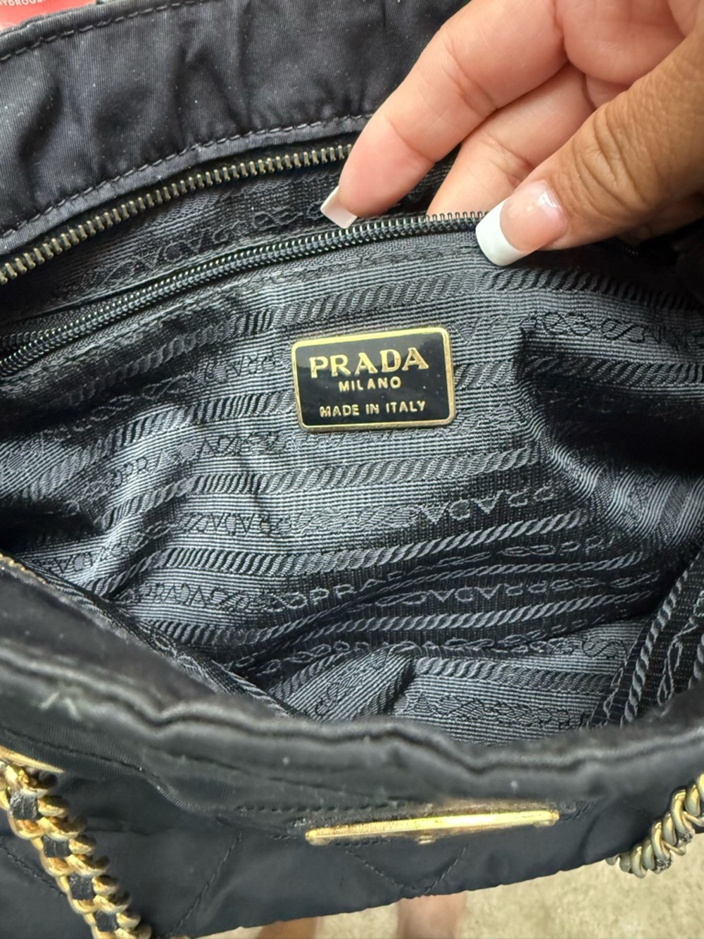 Prada Black Quilted Shoulder Bag with Gold Chain Straps - Picture 2 of 4